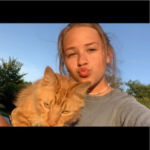 Meet your Posher, Savannah